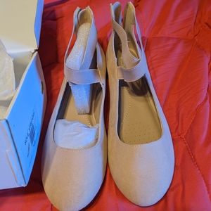 NIB Blush Faux-Suede Ballerina Flats sz. 9.5